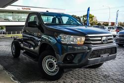 2023 Toyota
Hilux SR
