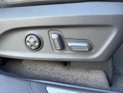 2023 LDV
D90 Executive