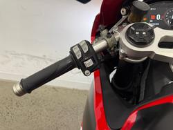 2022 DUCATI PANIGALE V2 Red