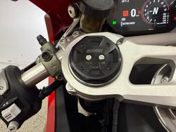 2022 DUCATI PANIGALE V2 Red