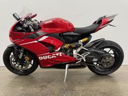 2022 DUCATI PANIGALE V2 Red