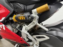 2022 DUCATI PANIGALE V2 Red