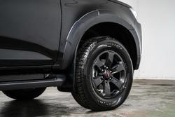 2025 Isuzu
D-MAX X-TERRAIN