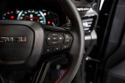 2025 Isuzu
D-MAX X-TERRAIN