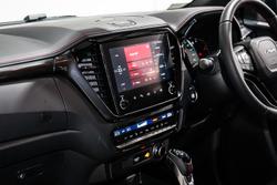 2025 Isuzu
D-MAX X-TERRAIN