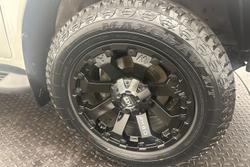 2022 Toyota
Hilux SR
