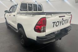 2022 Toyota
Hilux SR