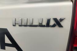 2022 Toyota
Hilux SR