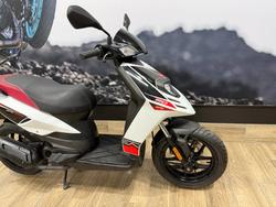 2014 APRILIA SR MT 50 WHITE
