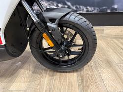 2014 APRILIA SR MT 50 WHITE