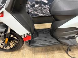 2014 APRILIA SR MT 50 WHITE