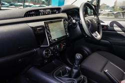 2024 Toyota
Hilux Workmate