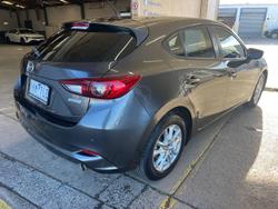2016 Mazda
3 Neo