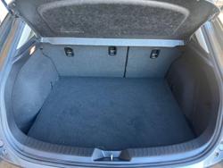 2016 Mazda
3 Neo