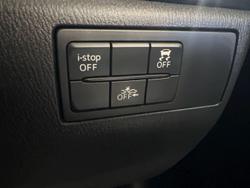 2016 Mazda
3 Neo