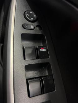 2011 Mazda
2 Neo