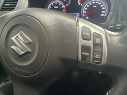 2014 Suzuki
SX4 Crossover Navigator