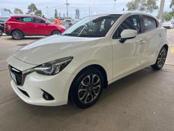 2016 Mazda
2 Genki