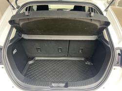 2016 Mazda
2 Genki