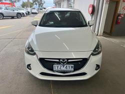 2016 Mazda
2 Genki