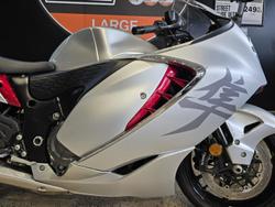 2022 Suzuki Hayabusa (GSX1300R) Hayabusa Silver