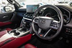 2022 Toyota
Landcruiser GR Sport