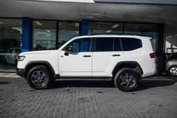2022 Toyota
Landcruiser GR Sport