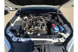 2017 Toyota
Hilux Workmate