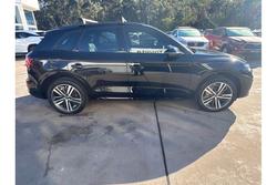 2022 Audi
Q5 45 TFSI