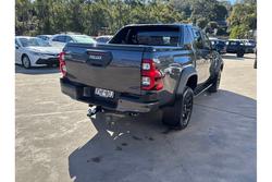 2024 Toyota
Hilux Rogue 48V