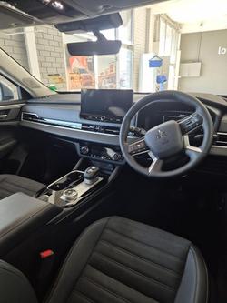 2025 Mitsubishi
Outlander Aspire