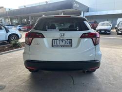 2017 Honda
HR-V VTi-S