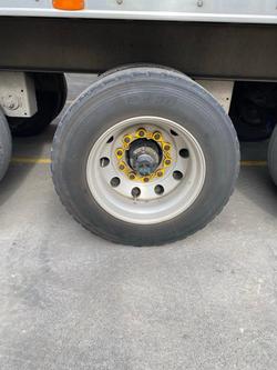 2016 Maxi Trans 24P Freezer Van White