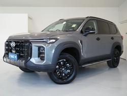 2025 LDV
                D90 Executive