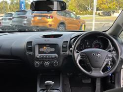 2017 Kia
Cerato S