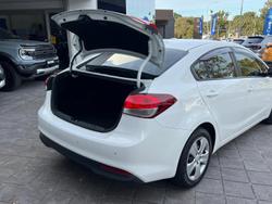 2017 Kia
Cerato S