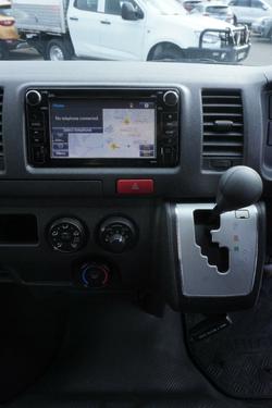 2017 Toyota
Hiace LWB
