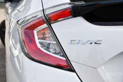 2020 Honda
                Civic VTi-S