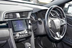 2020 Honda
                Civic VTi-S