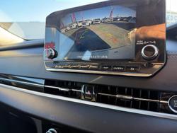 2021 Mitsubishi
Outlander ES