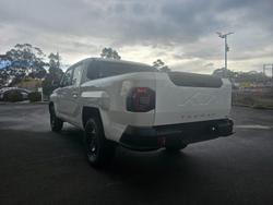 2025 Kia
Tasman S