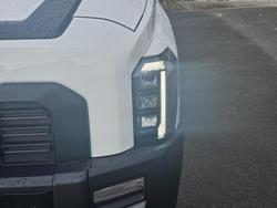 2025 Kia
Tasman S