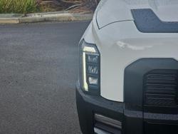 2025 Kia
Tasman S