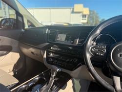 2019 KIA
CARNIVAL SLi