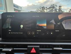 2025 Kia
Sportage HEV SX