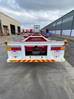 2014 Maxi Trans 40' R/T Skeletal Red