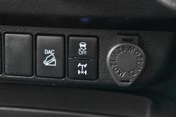 2021 Toyota
                Hilux SR