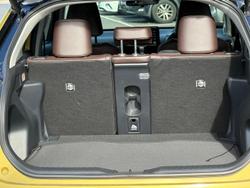 2022 Toyota
Yaris Cross Urban