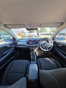 2023 Kia
                Stonic Sport