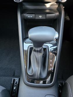 2023 Kia
                Stonic Sport